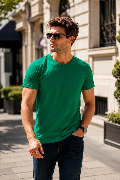 Basic Pamuk Slim Fit Bisiklet Yaka Erkek Tişört – Günlük Konfor & Şık Stil LUXIC CORE